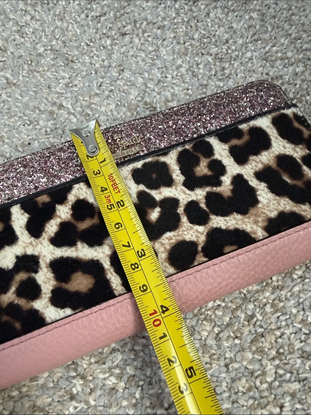 Leopard Print Glitter Zip Wallet in Pink
